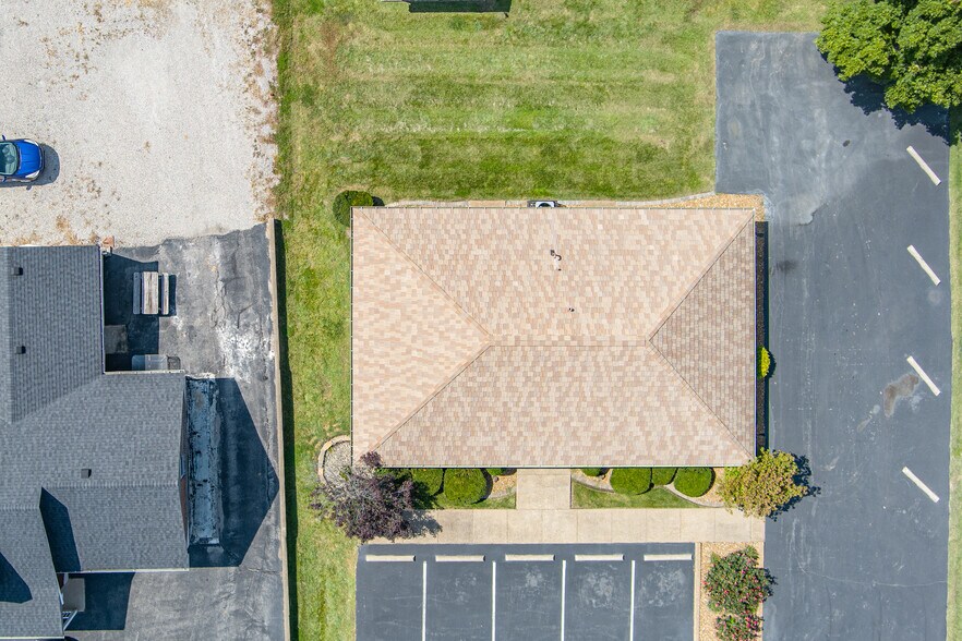 More Photos Of 4917 Maryville Rd, Granite City Medical For Sale