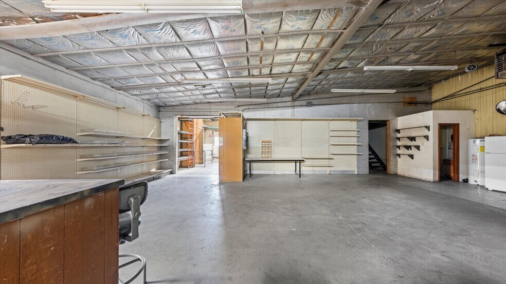 More Photos Of 1722 Morgan Rd, Sunnyside Warehouse For Sale