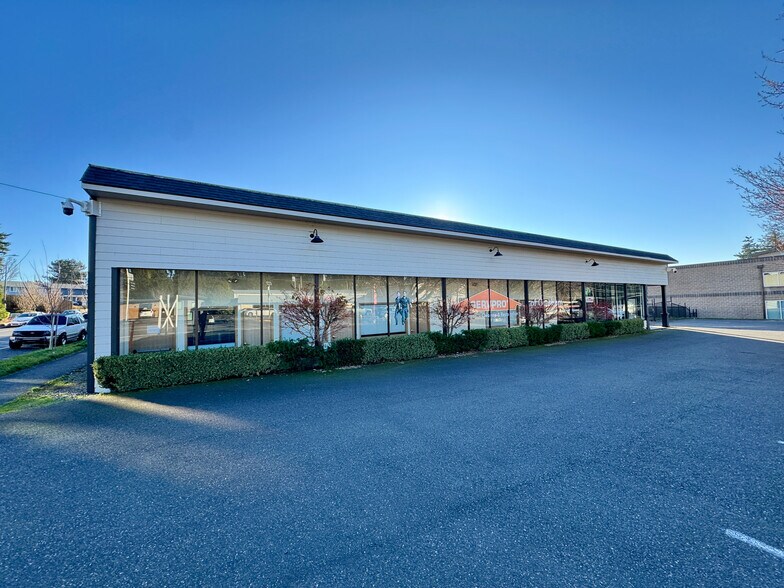 More Photos Of 21640 SE Stark St, Gresham Manufacturing For Sale