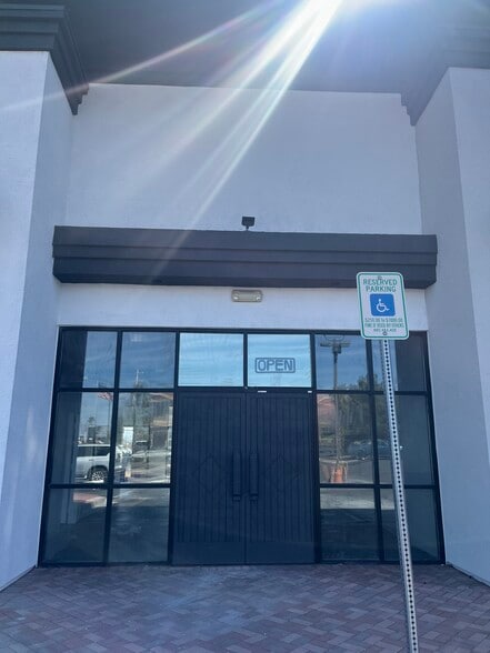 More Photos Of 4255 S Durango Dr, Las Vegas Freestanding For Lease