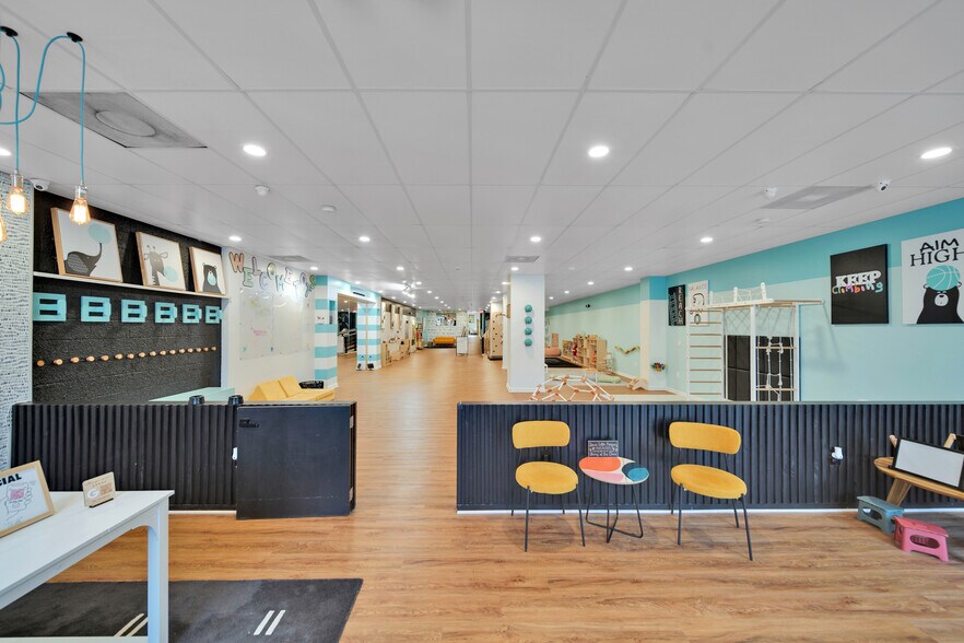 More Photos Of 1321 Rockville Pike, Rockville Freestanding For Lease