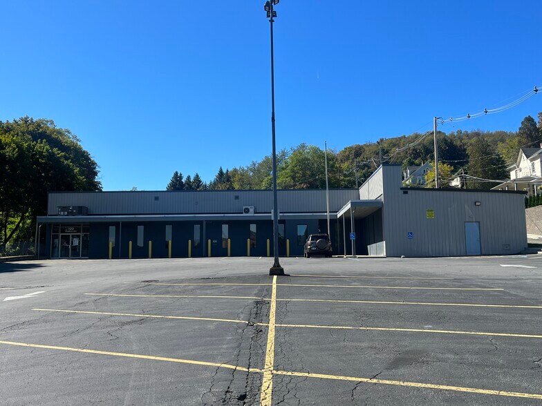 More Photos Of 120 Southmont Blvd, Johnstown Office For Sale