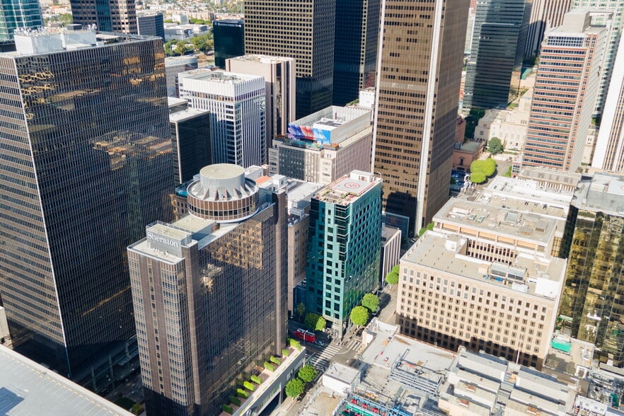 More Photos Of 655 S Hope St, Los Angeles Apartments For Lease