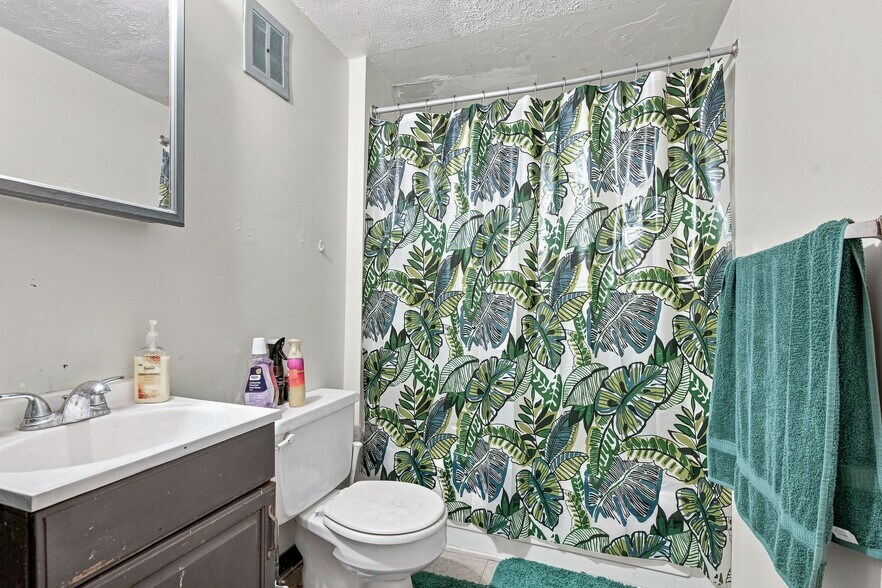 More Photos Of 219 River St, Woonsocket Apartments For Sale