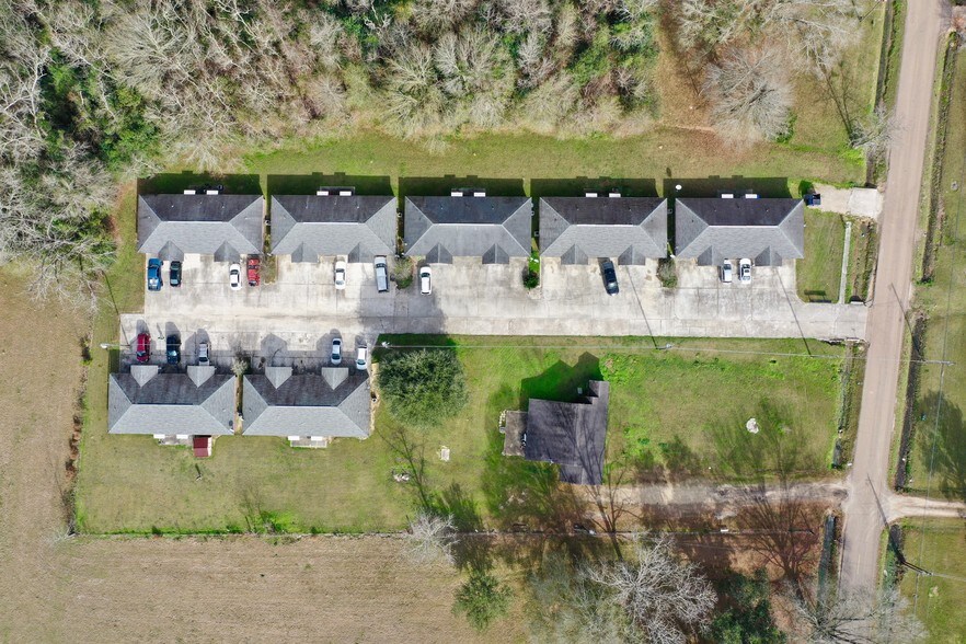 More Photos Of 10486 Terral Dr, Tickfaw Apartments For Sale