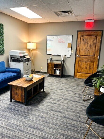 More Photos Of 6931 S 66th East Ave, Tulsa Medical For Sale