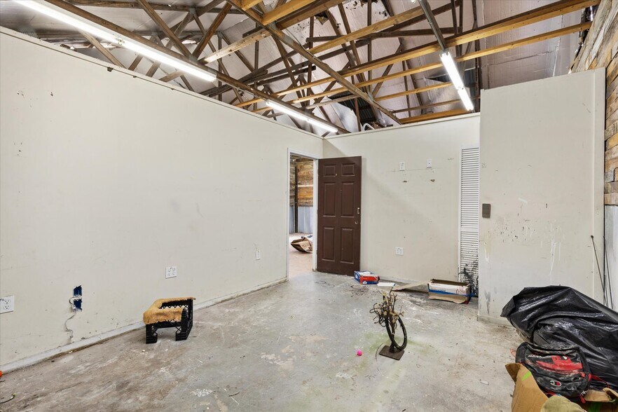 More Photos Of 10973 N US Highway 301, Oxford Land For Lease