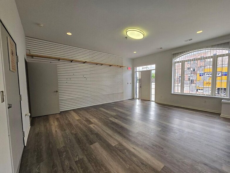 More Photos Of 14064-14110 N Lakeside Blvd N, Shelby Township Apartments For Lease