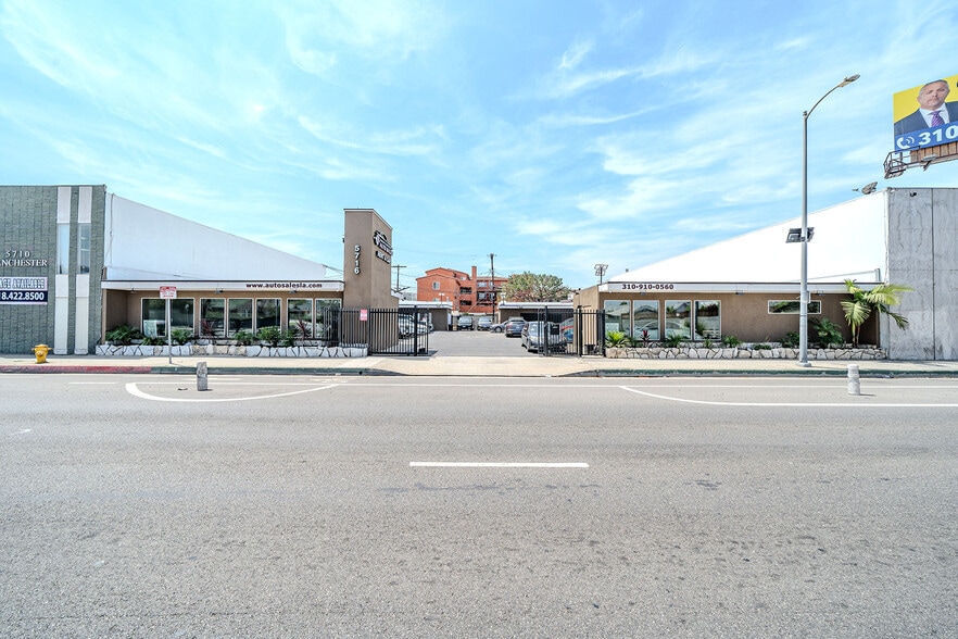 More Photos Of 5716 W Manchester Ave, Los Angeles Office For Sale