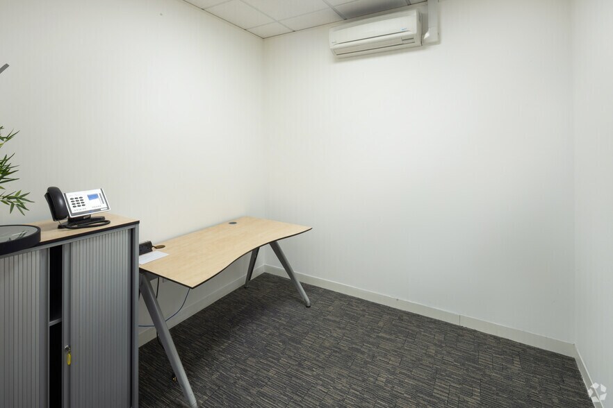 More Photos Of 1310 Solihull Pky, Birmingham Coworking Space