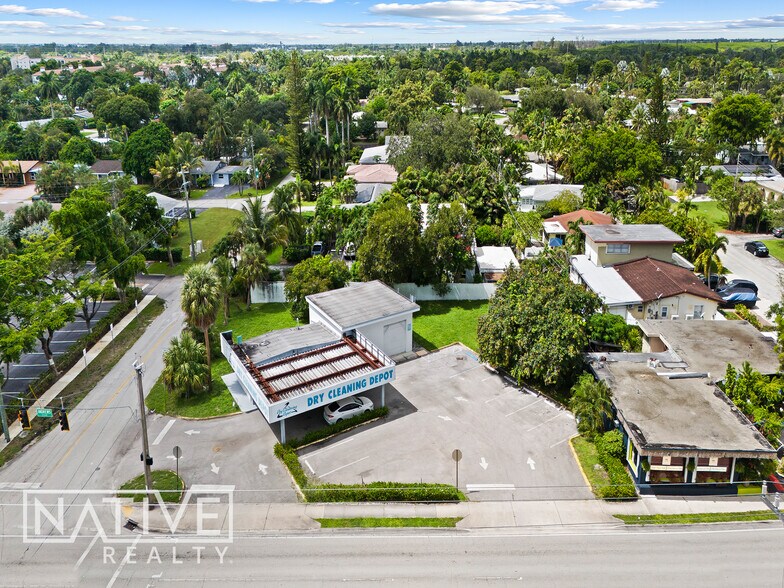 More Photos Of 2117 N Andrews Ave, Wilton Manors Freestanding For Sale