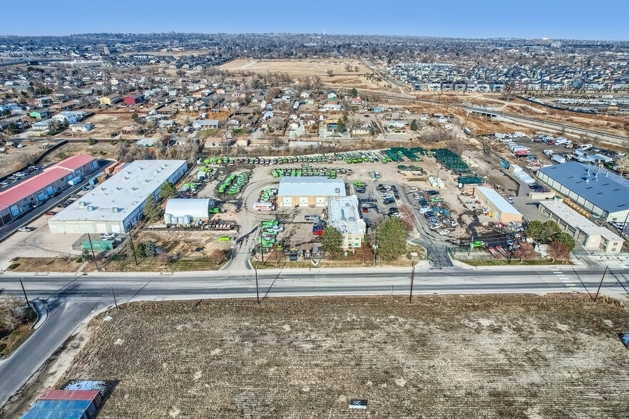 More Photos Of 2525 W 64th Ave, Denver Service For Lease