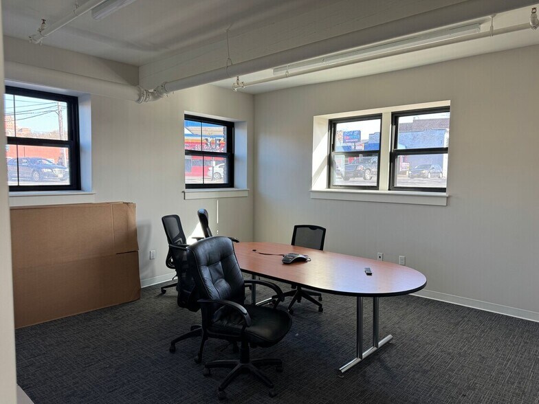 More Photos Of 701 River St, Troy Apartments For Lease