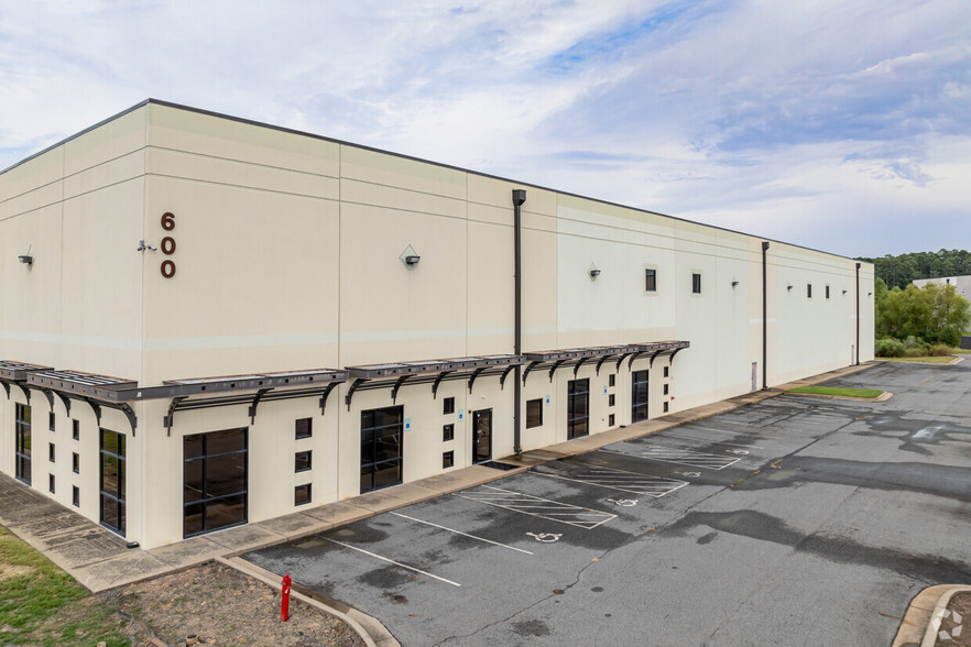 Primary Photo Of 600 Sharkey Dr, Maumelle Warehouse For Lease