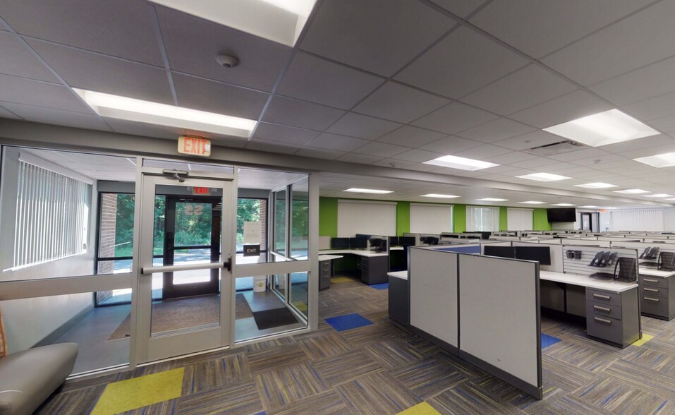 More Photos Of , West Middlesex Office For Sale