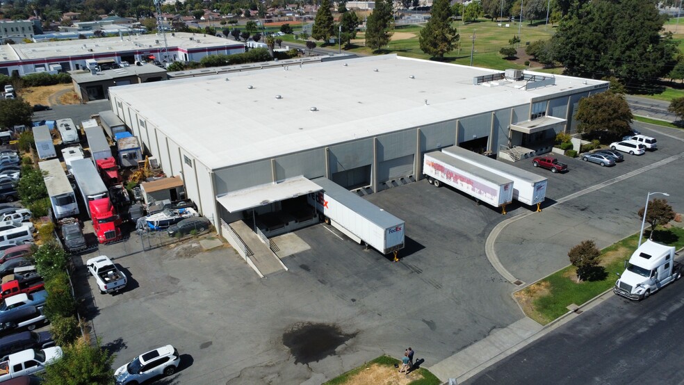 Primary Photo Of 1801 Woolner Ave, Fairfield Warehouse For Lease