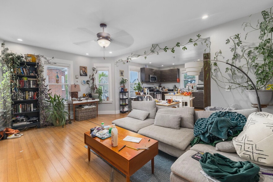 More Photos Of 64-66 Pitman St, Providence Apartments For Sale