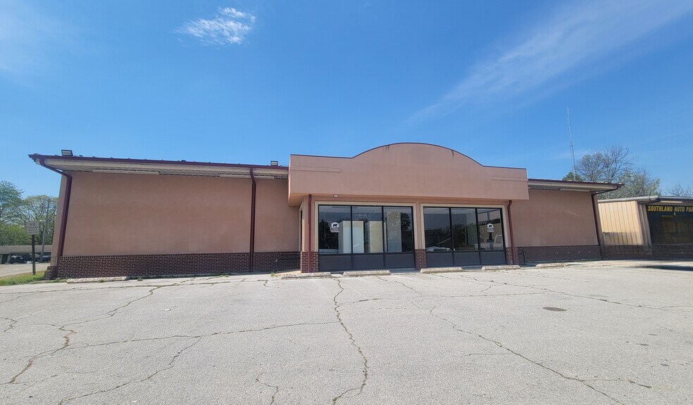 Primary Photo Of 812 Highway 67 S, Tuckerman Supermarket For Sale