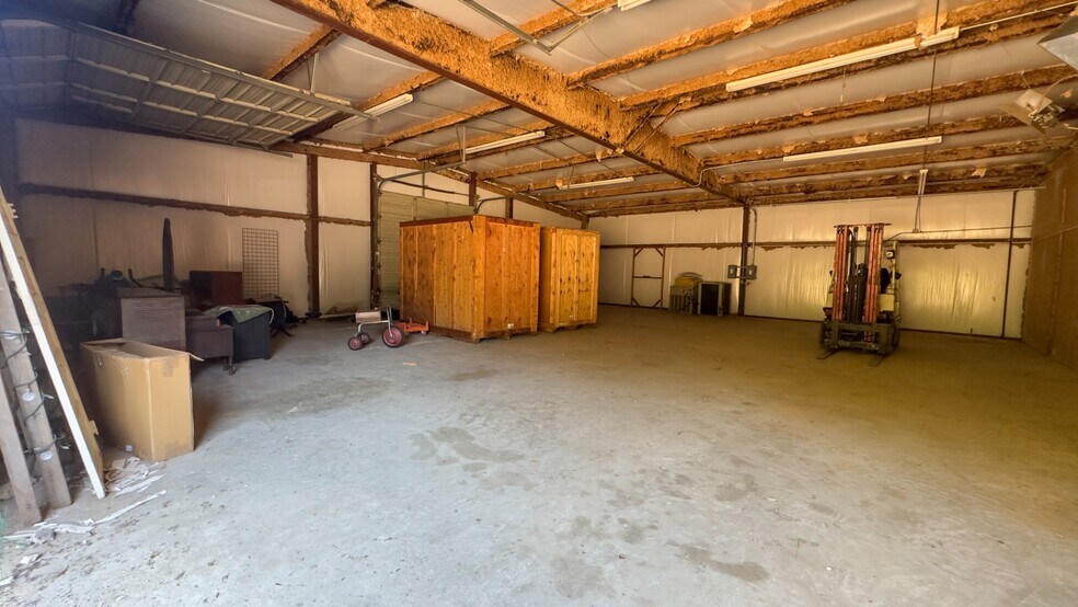 More Photos Of 4918 Profit Dr, Tyler Industrial For Lease