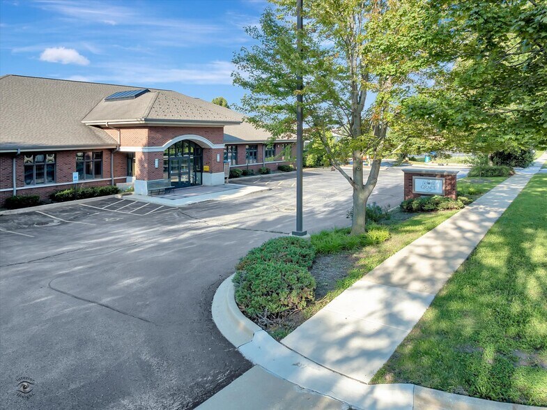 Primary Photo Of 201 Garden St, Yorkville Medical For Sale
