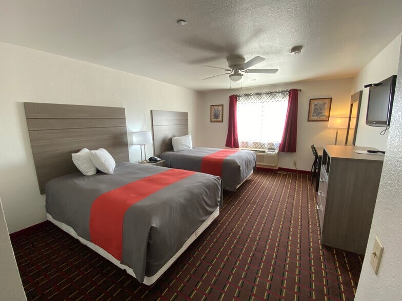 More Photos Of 3815 21st St, Lubbock Hotel For Sale