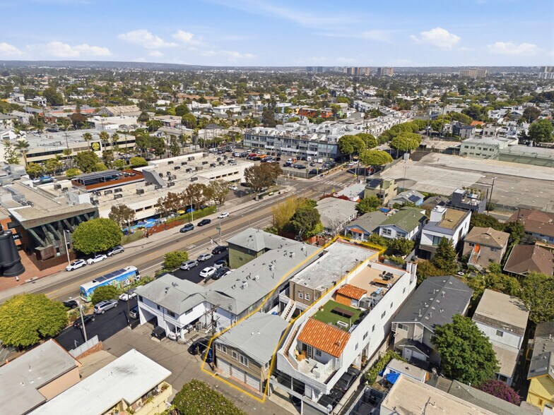 More Photos Of 117 Paloma Ave, Venice Apartments For Sale