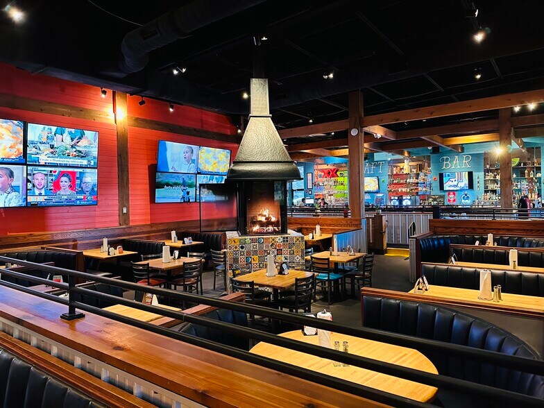 More Photos Of 102 Southern Center Way, Easley Restaurant For Lease