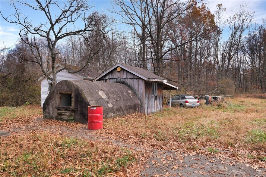 More Photos Of 9512 National Turnpike, Fairdale Land For Sale