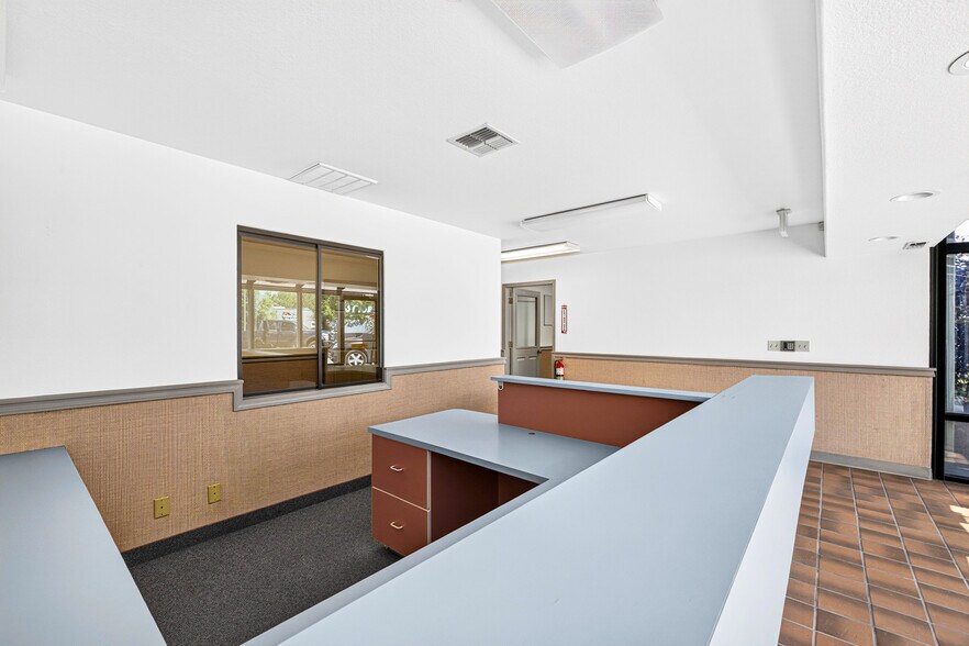More Photos Of 3716 E Idaho St, Elko Office Residential For Lease