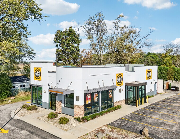 Primary Photo Of 1324 Nygaard St, Stoughton General Retail For Sale
