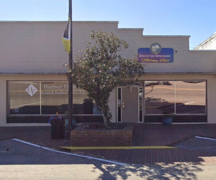 Primary Photo Of 107 Broadway St, Fort Meade Office For Sale