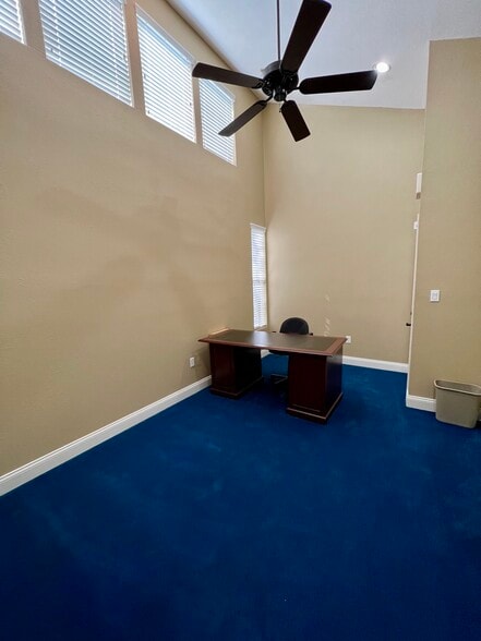 More Photos Of 10225 Ulmerton Rd, Largo Office For Lease