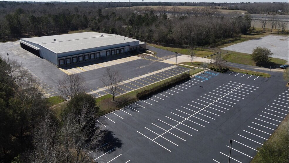 More Photos Of 4674 Westgate Pky, Dothan Distribution For Lease