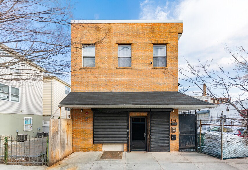 More Photos Of 114 Orchard St, Newark Storefront Retail Residential For Sale