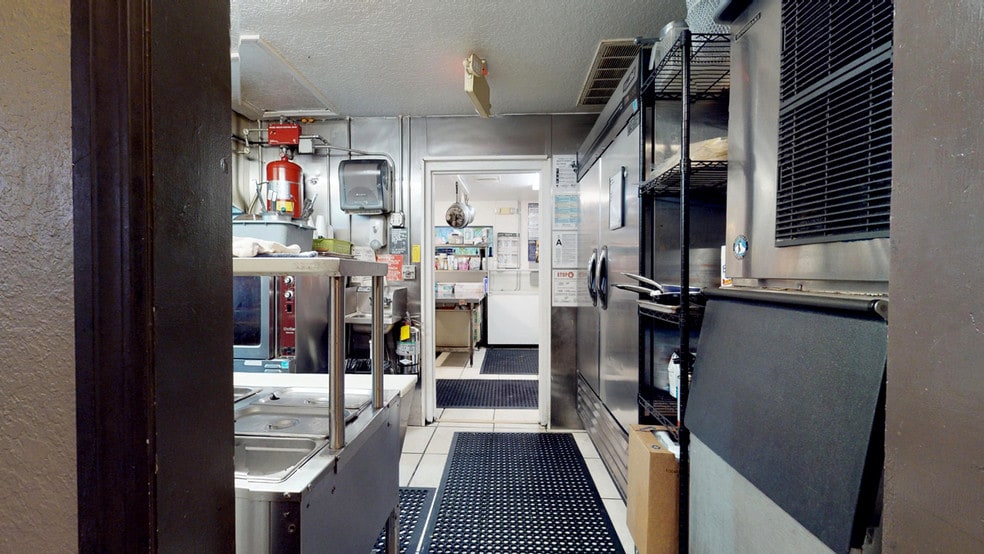 More Photos Of 9576 N Citrus Springs Blvd, Citrus Springs Restaurant For Lease
