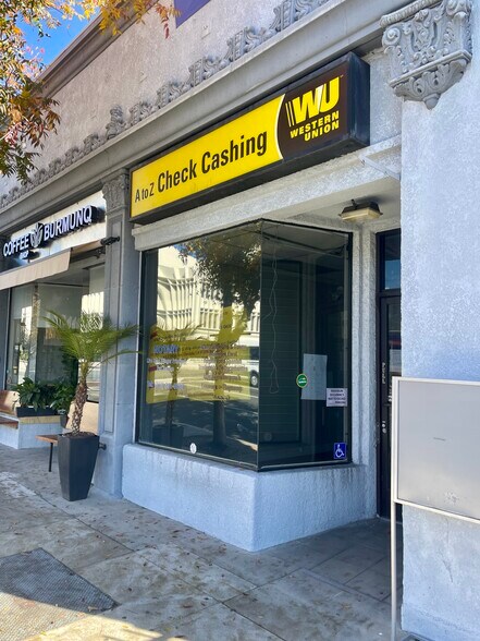 More Photos Of 102-104 S Glendale Ave, Glendale Storefront For Lease