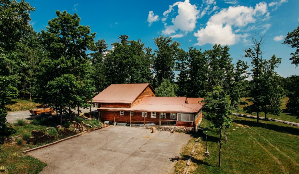 Primary Photo Of 16 Baby Back Pl, Pipestem Flex For Sale