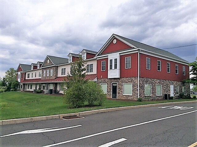 More Photos Of 6049-6057 Kellers Church Rd, Pipersville Office For Sale