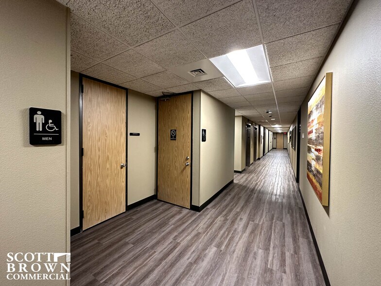 More Photos Of 4401 N Interstate 35, Denton Medical For Lease