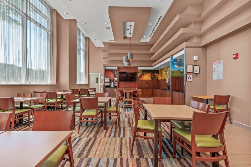 More Photos Of 183-15 Horace Harding Expy, Fresh Meadows Hotel For Sale