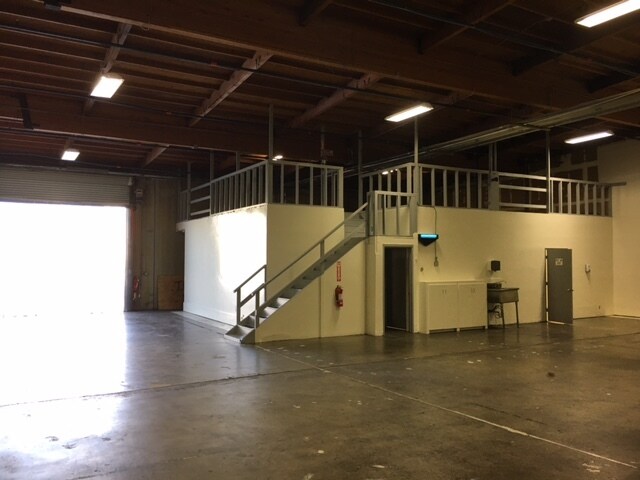 More Photos Of 380 Swift Ave, South San Francisco Warehouse For Lease
