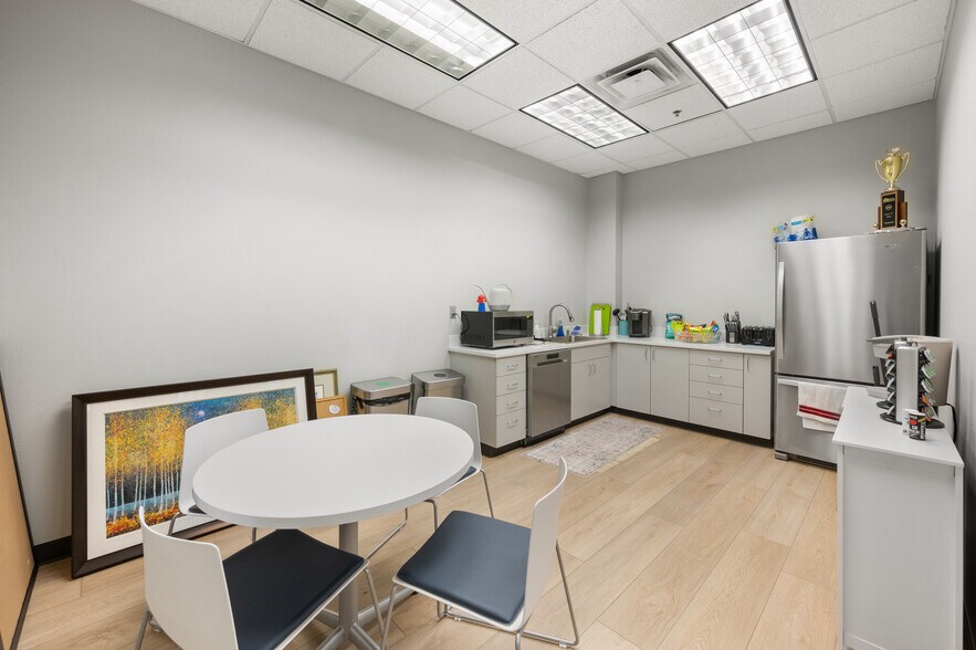 More Photos Of 595 Double Eagle Ct, Reno Office For Lease