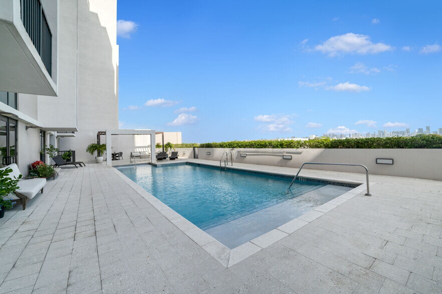 More Photos Of 1501 SW 37th Ave, Miami Apartments For Lease