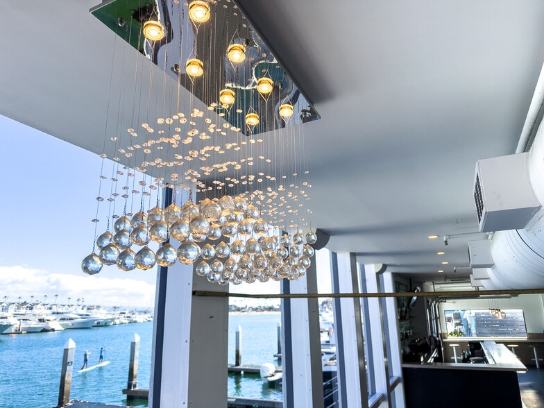 More Photos Of 2406 Newport Blvd, Newport Beach Restaurant For Lease