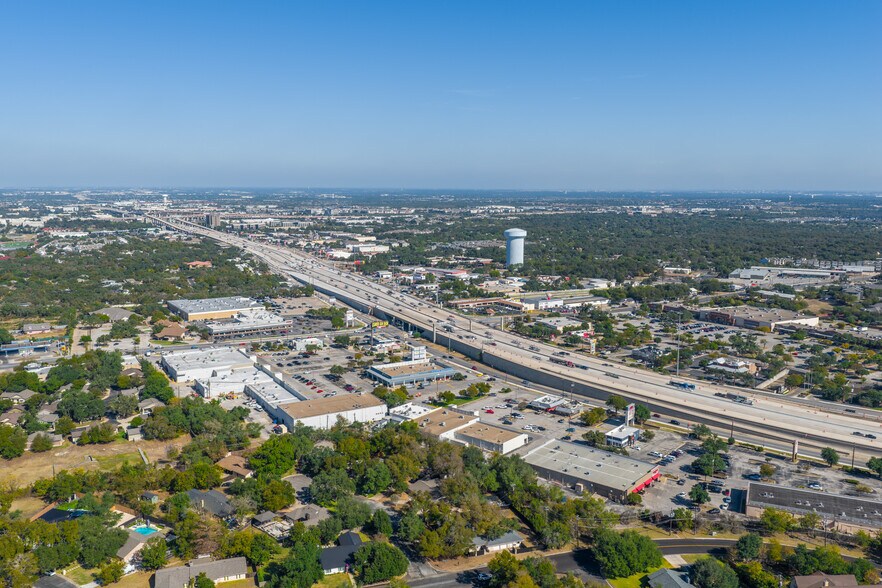 More Photos Of 13450 Research Blvd, Austin Unknown For Lease