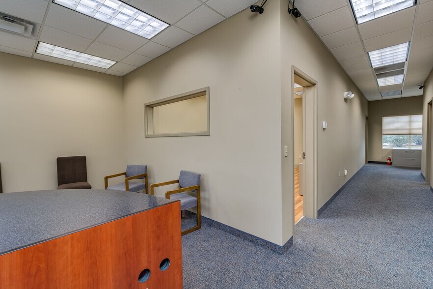 More Photos Of 120 Augusta Ct N, Mankato General Retail For Sale