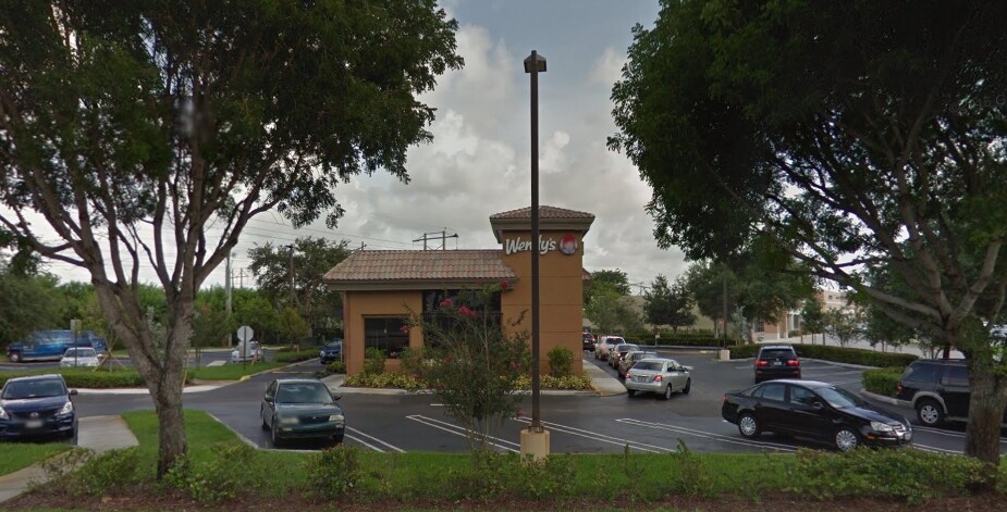 More Photos Of 11000 Pembroke Rd, Miramar Unknown For Lease