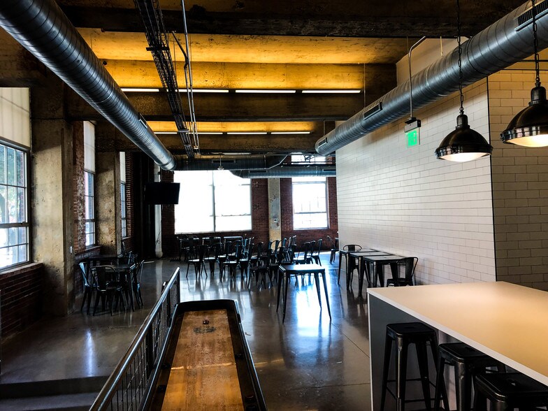 More Photos Of 210 E 8th St, Fort Worth Loft Creative Space For Sale