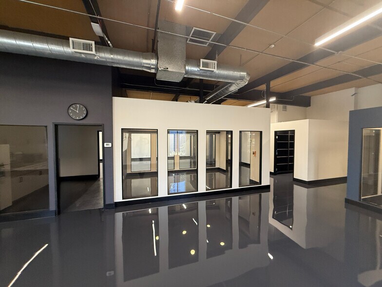 Primary Photo Of 3187 Airway Ave, Costa Mesa Light Distribution For Lease