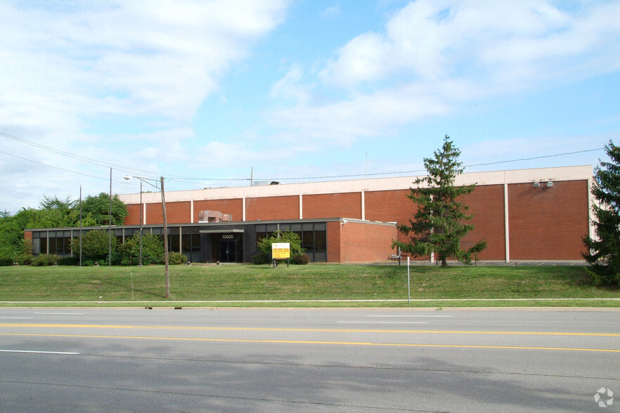 Primary Photo Of 10800 Ford Rd, Dearborn Warehouse For Lease